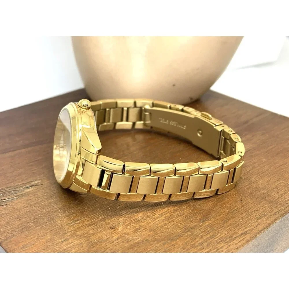 Bulova Women's Watch 97P150 Quartz Diamond Silver Dial Gold Stainless Steel 28mm